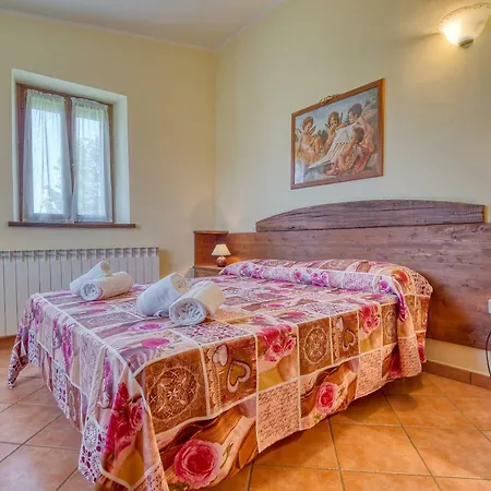 Le Terre Del Casale 公寓